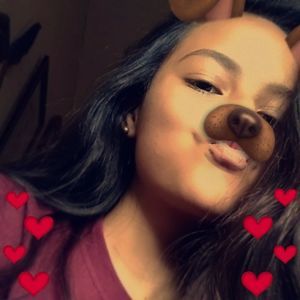 Meet your Posher, Aylin